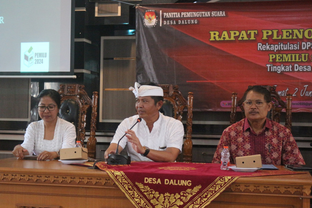 Rapat Pleno Terbuka (DPSHPA) Daftar Pemilih Sementara Hasil Perbaikan Akhir di Desa Dalung